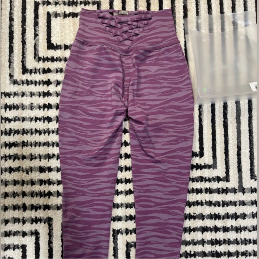 In search of- Bombshell sportswear Purple tiger print L